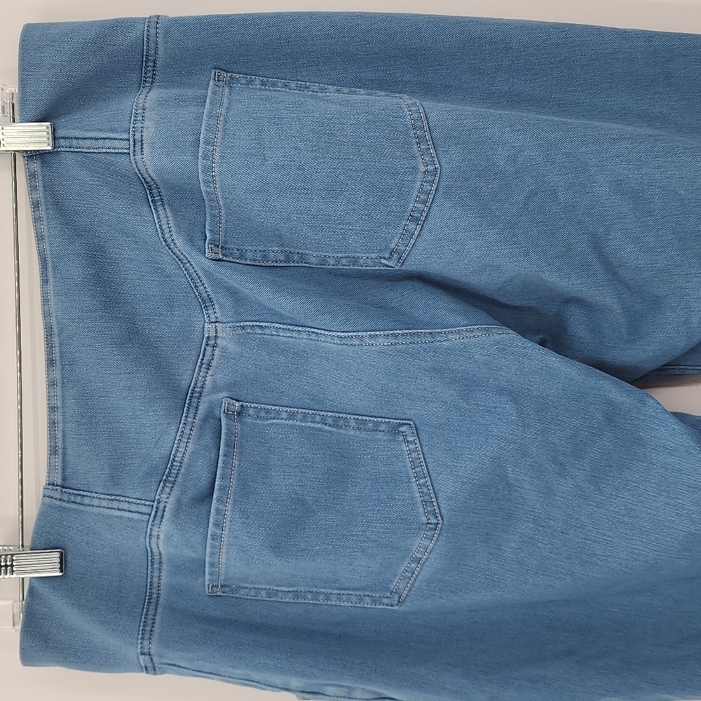 HALARA Magic Denim High Waist Crossover Flare Jeans Light Wash XL NWOT - Picture 12 of 13